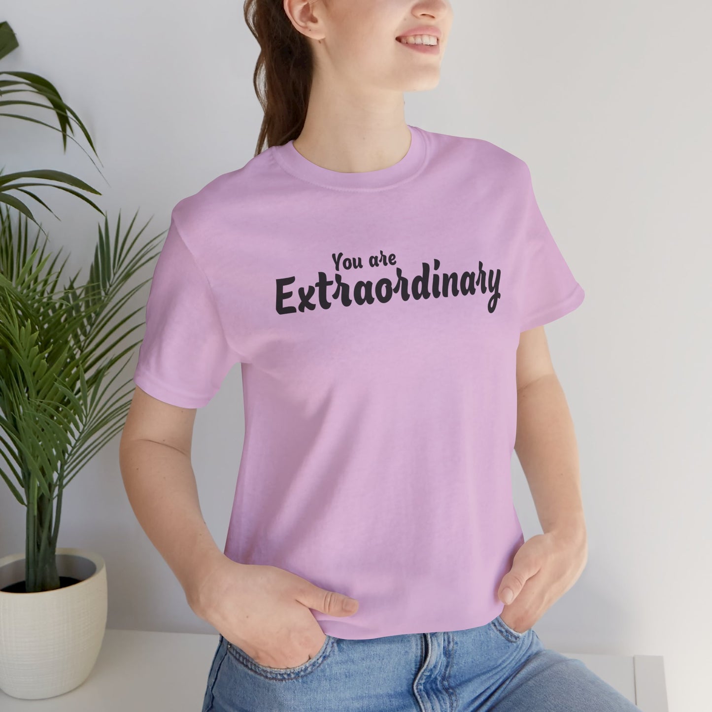 「You are Extraordinary」 - ブラックテキスト - ユニセックス 半袖Tシャツ