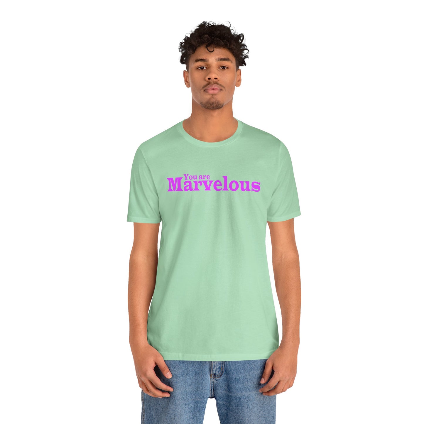 「You are Marvelous」 - ピンク文字 - ユニセックス 半袖Tシャツ