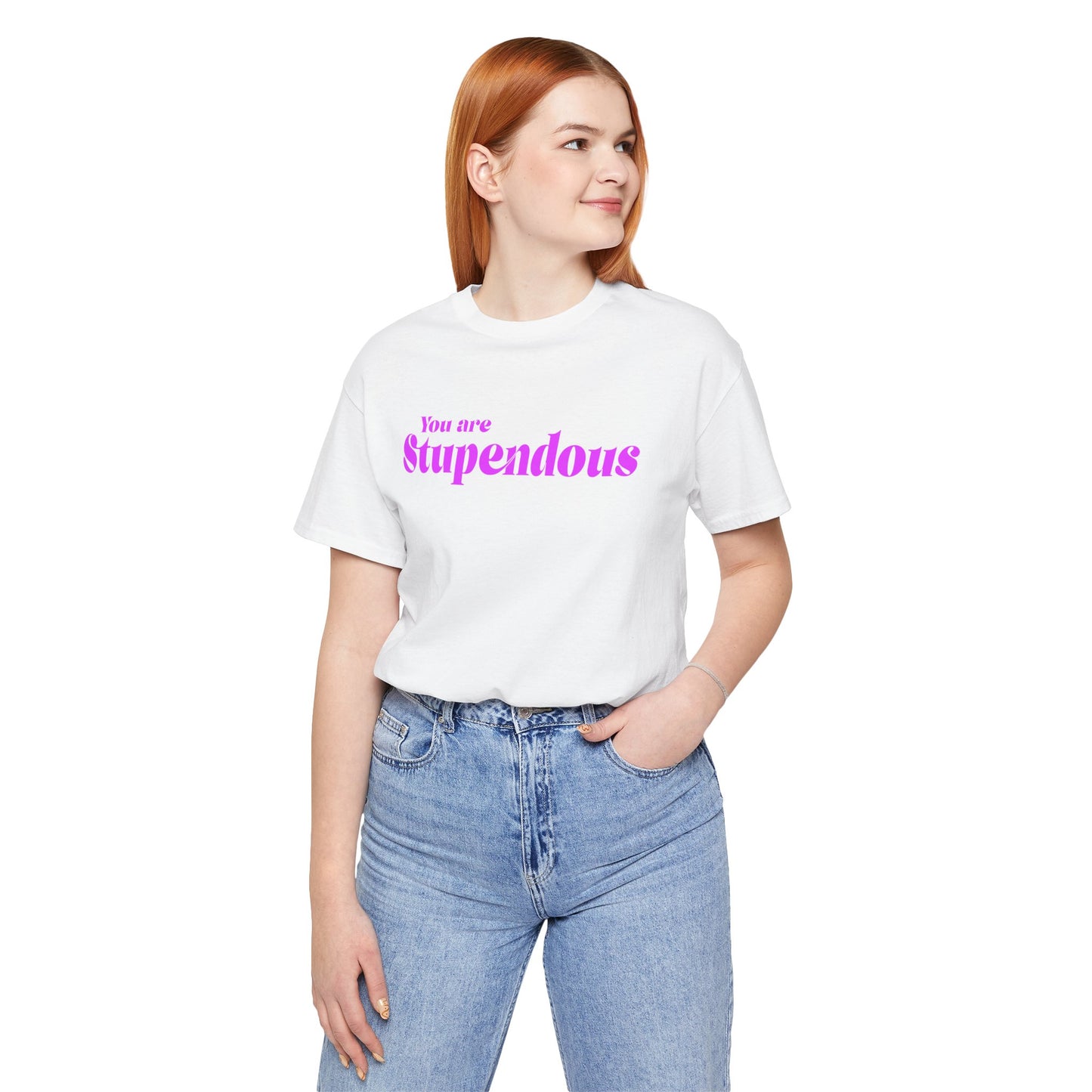 You are Stupendous - ピンクの文字 - ユニセックス 半袖 T シャツ