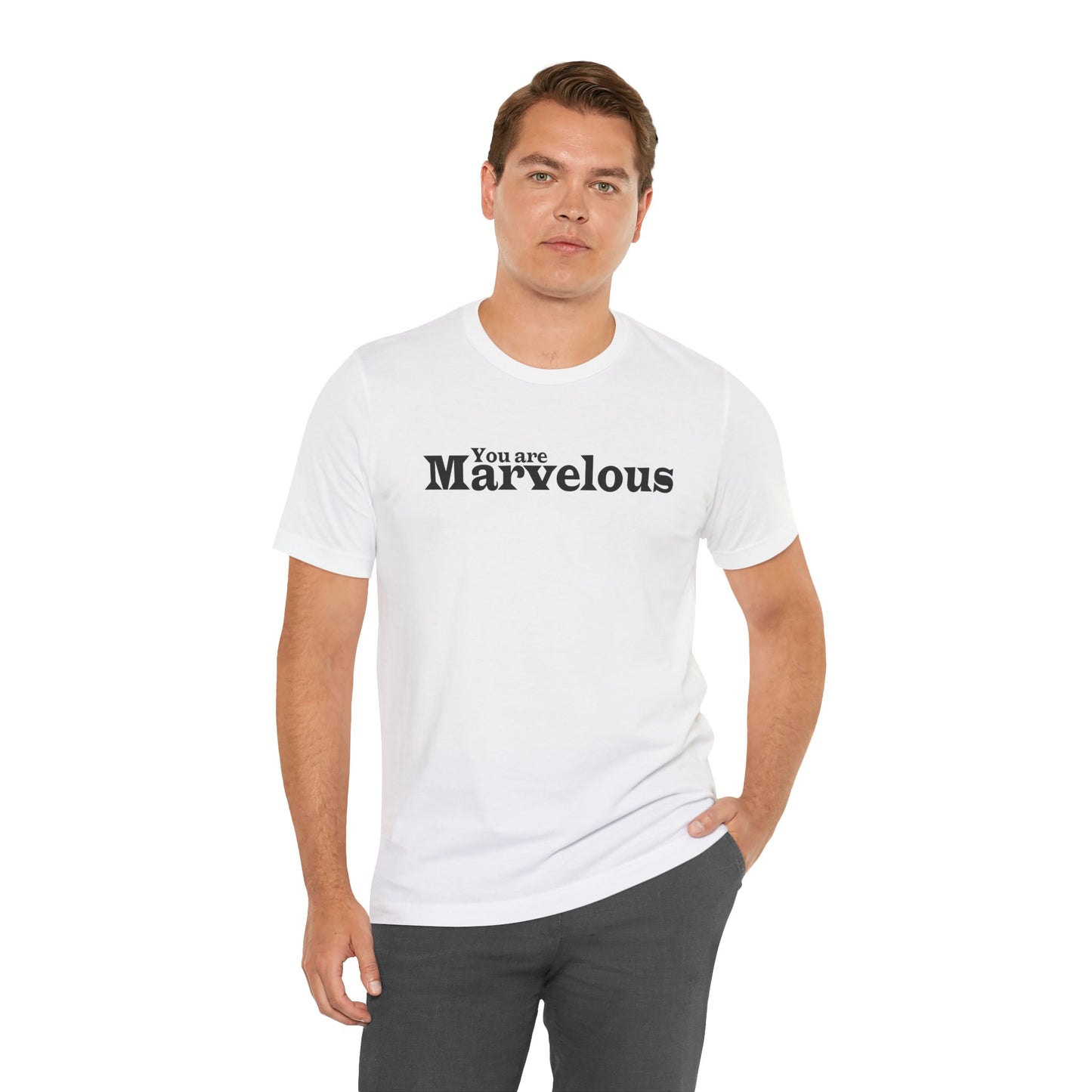 「You are Marvelous」 - ブラックテキスト - ユニセックス 半袖Tシャツ